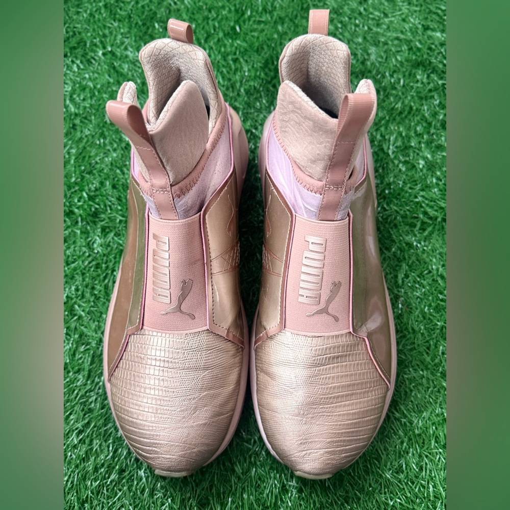 Puma Fierce Metallic Trainer Rose Gold Womens Athletic Shoes 189865-02 Size 10